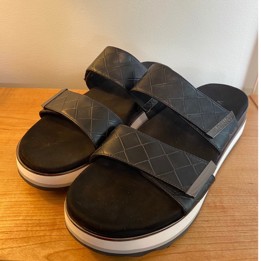 Vionic Brandie Black Quilted Platform Slides Sandals Womens 10 Orthotic Strappy